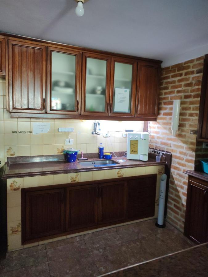 Aloha Hostel Кабу-Фріу Екстер'єр фото