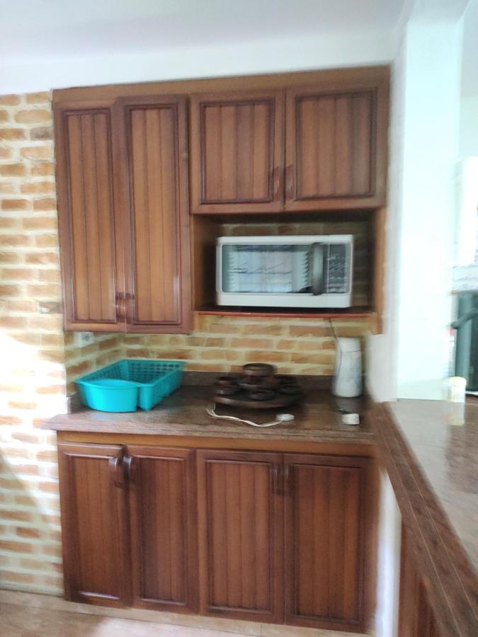 Aloha Hostel Кабу-Фріу Екстер'єр фото