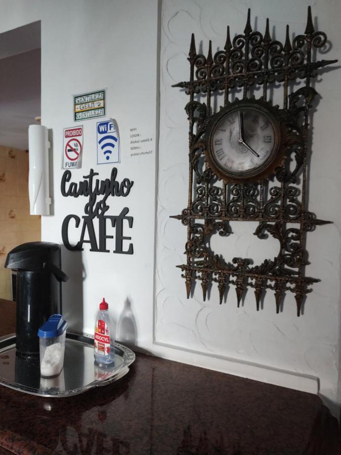 Aloha Hostel Кабу-Фріу Екстер'єр фото